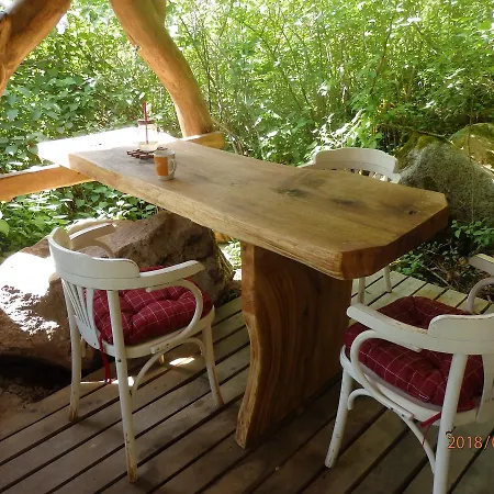 Karu Treehouse *